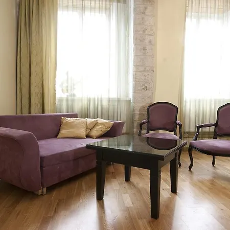 Art Gallery Apartment