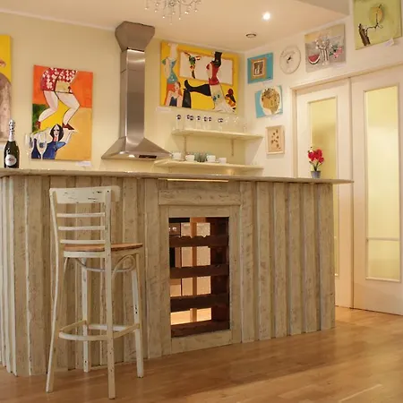 Apartman Art Gallery
